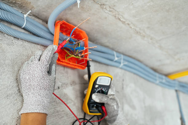 Best Electrical Outlet Repair  in Lake Forest, IL